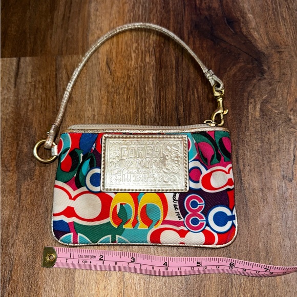 Poppy Coach Wristlet - Picture 4 of 4
